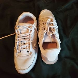 Saucony Jazz DST Unisex size 9,  Reflective Athletic Low Top Shoes S70528-1